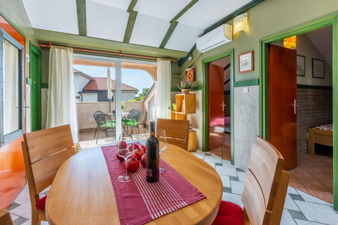 Apartment Riky Crikvenica Eksteriør billede